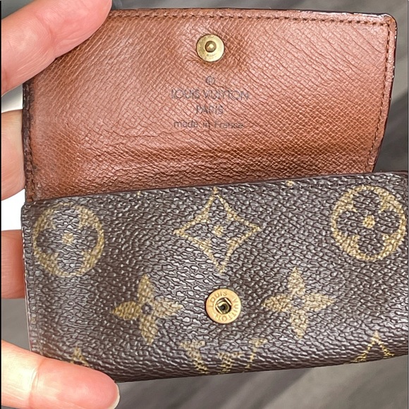 Louis Vuitton key holder - Picture 8 of 10